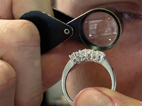 Discover the Jewellers Loupe Screwfix That Boosts Efficiency